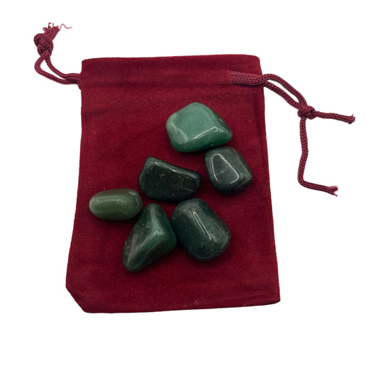 Zakje trommelstenen, nefriet jade